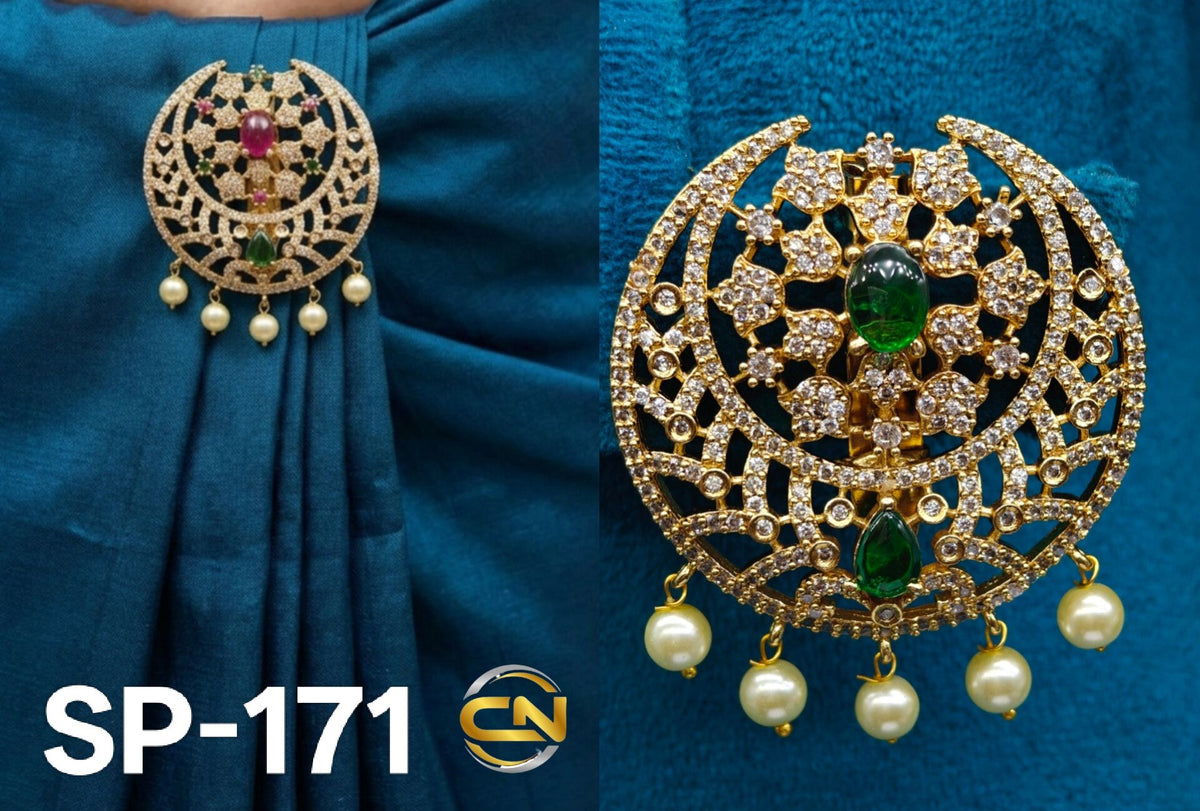 beautiful saree pin 💕