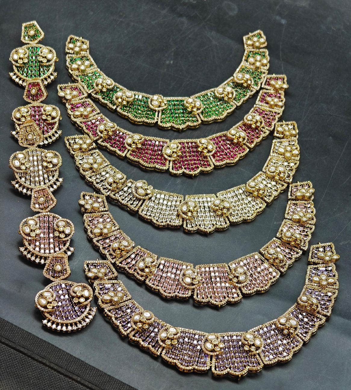 Premium quality  Mehandi Finishing Set Uncut Stones