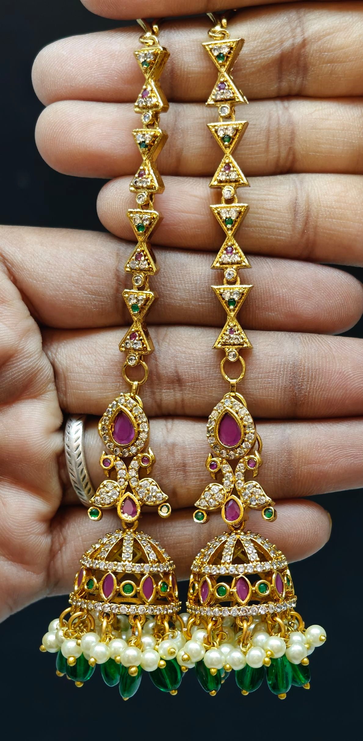 Beautiful jhumka with matil 💞