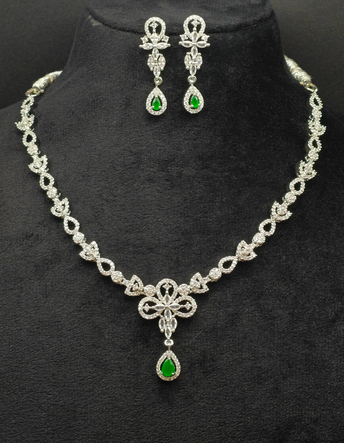 Silver necklace jewellery