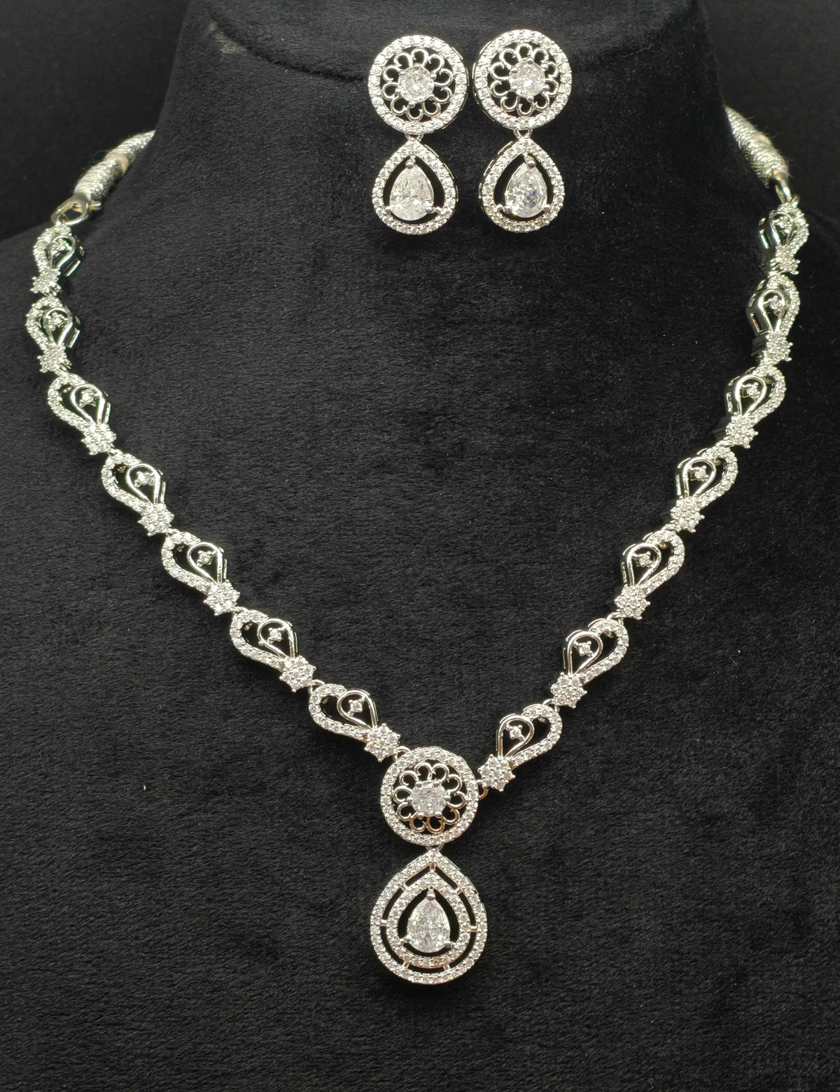 Silver necklace jewellery