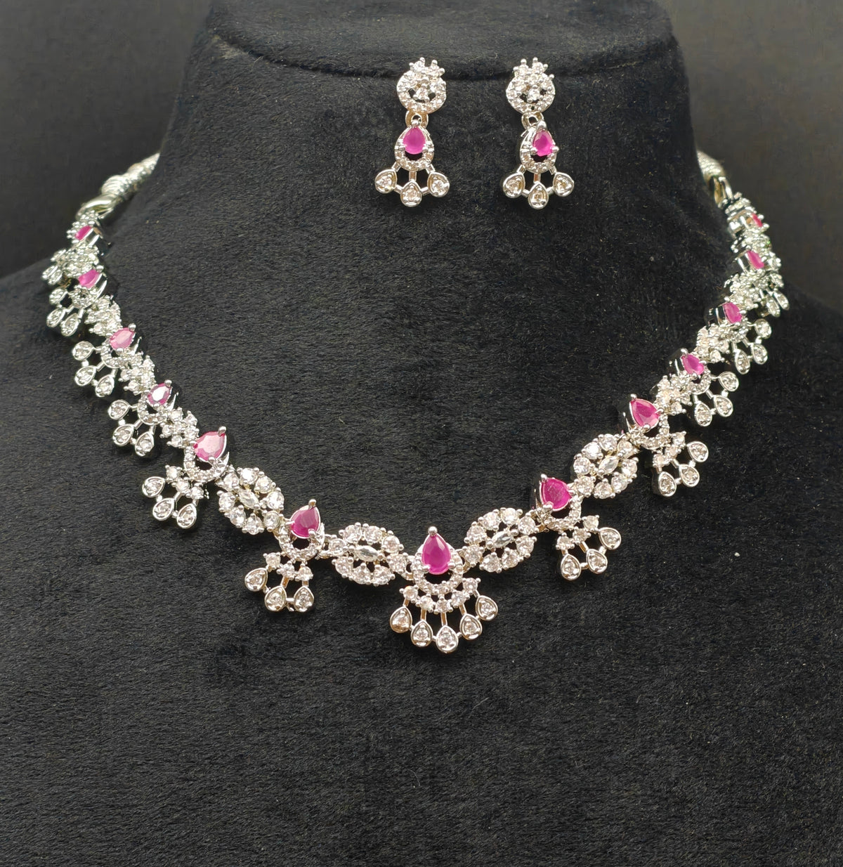 Silver necklace jewellery