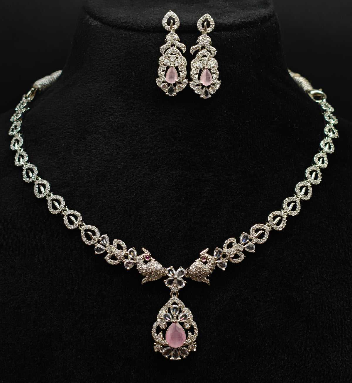 Silver necklace jewellery