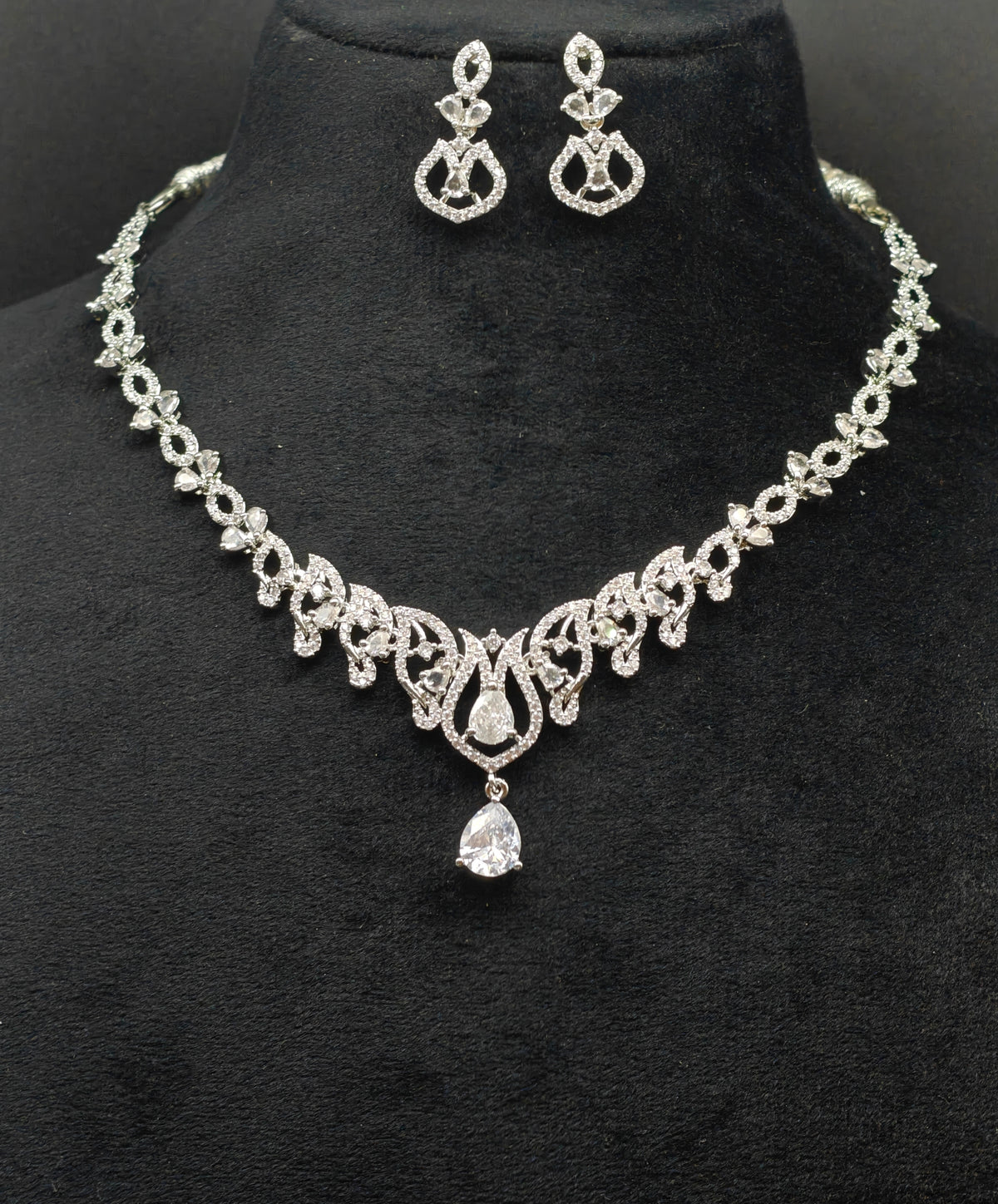 Silver necklace jewellery