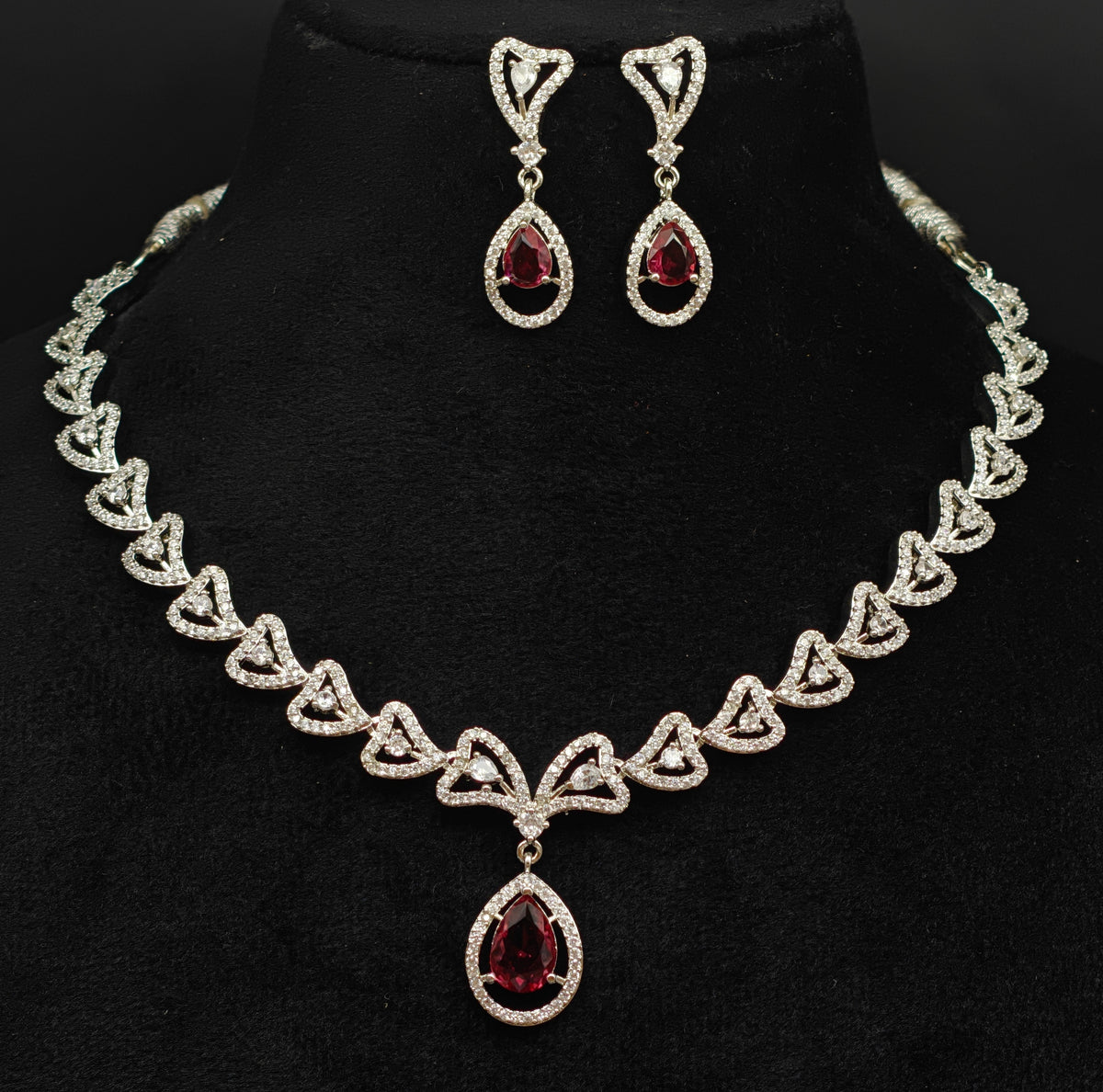 Silver necklace jewellery
