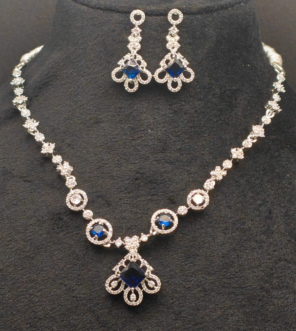 Silver necklace jewellery