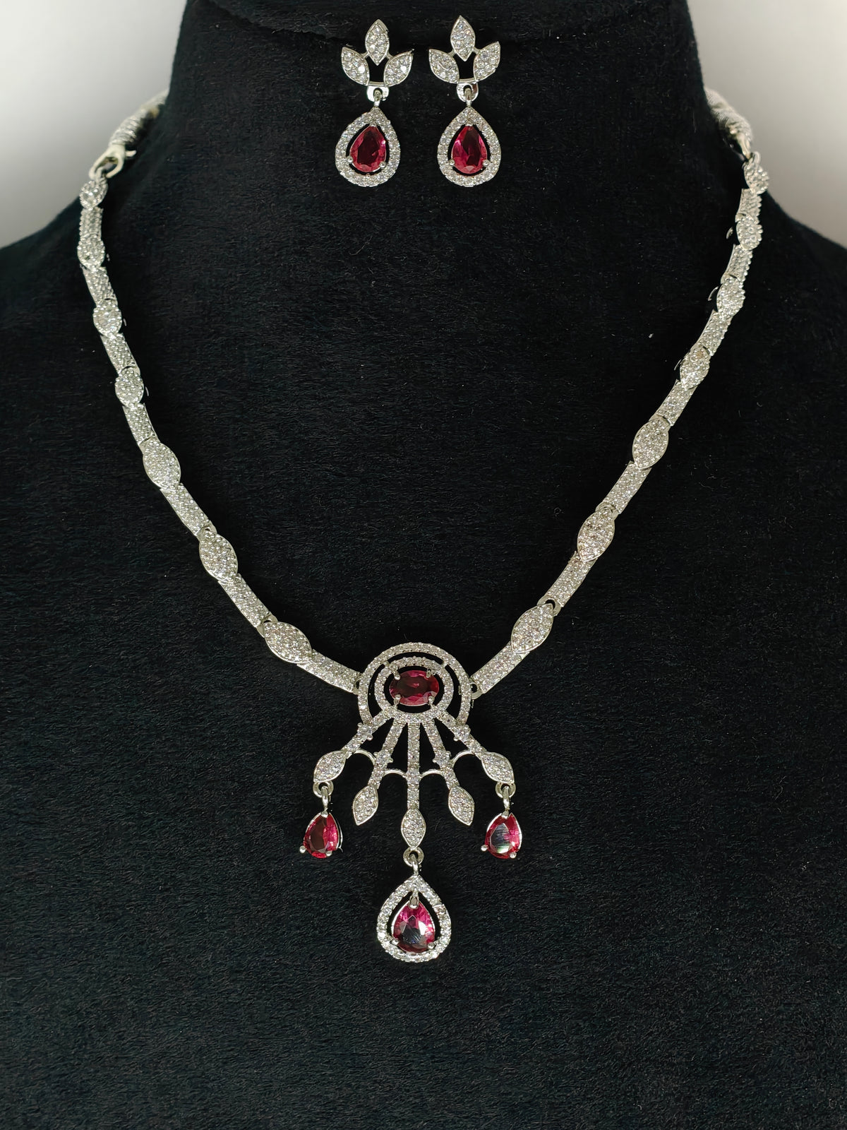 Short Necklace jewellery
